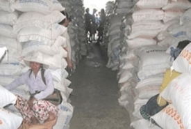 Vừa xù ký hợp đồng, lại trúng thầu gạo dự trữ quốc gia